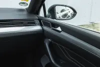 Volkswagen Passat 158kW thumbnail