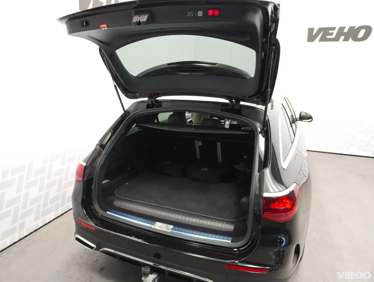 Mercedes-Benz E300 e AMG Line Plug-in 2 150kW