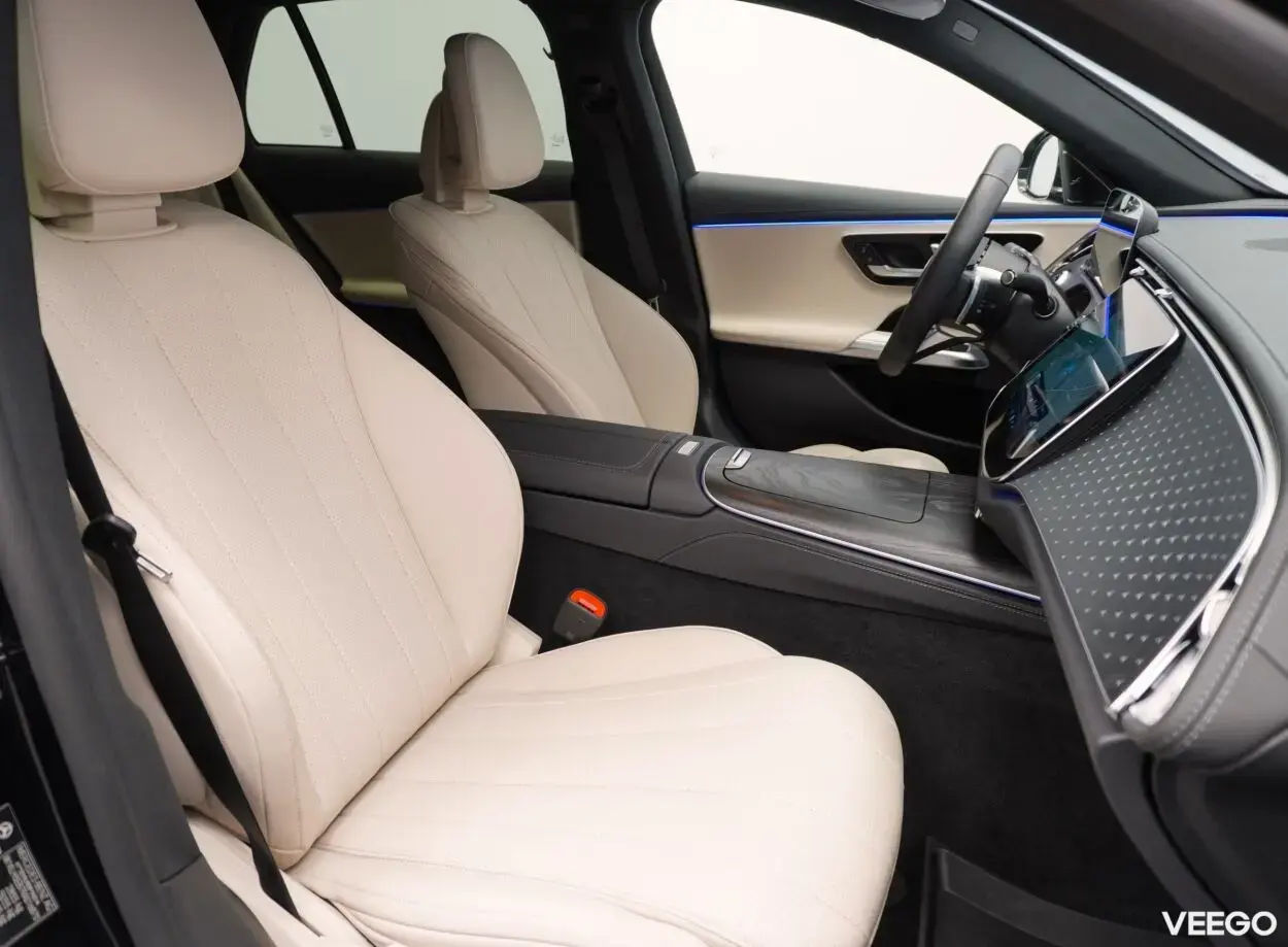 Mercedes-Benz E300 e AMG Line Plug-in 2 150kW