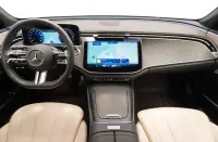 Mercedes-Benz E300 e AMG Line Plug-in 2 150kW thumbnail