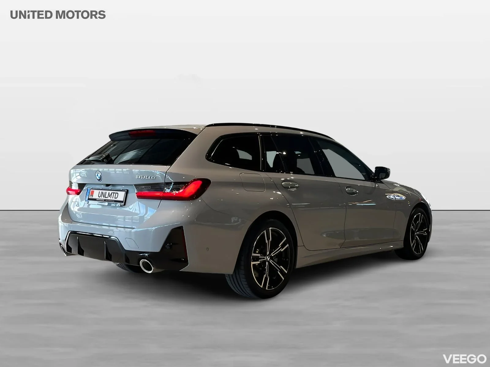 BMW 330 Touring M-Sport Farthållare Rattvärme Drag 215kW