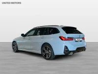 BMW 330 Touring M-Sport Farthållare Rattvärme Drag 215kW thumbnail