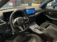 BMW 330 Touring M-Sport Farthållare Rattvärme Drag 215kW thumbnail