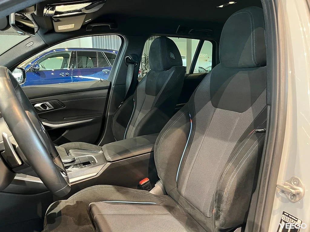 BMW 330 Touring M-Sport Farthållare Rattvärme Drag 215kW