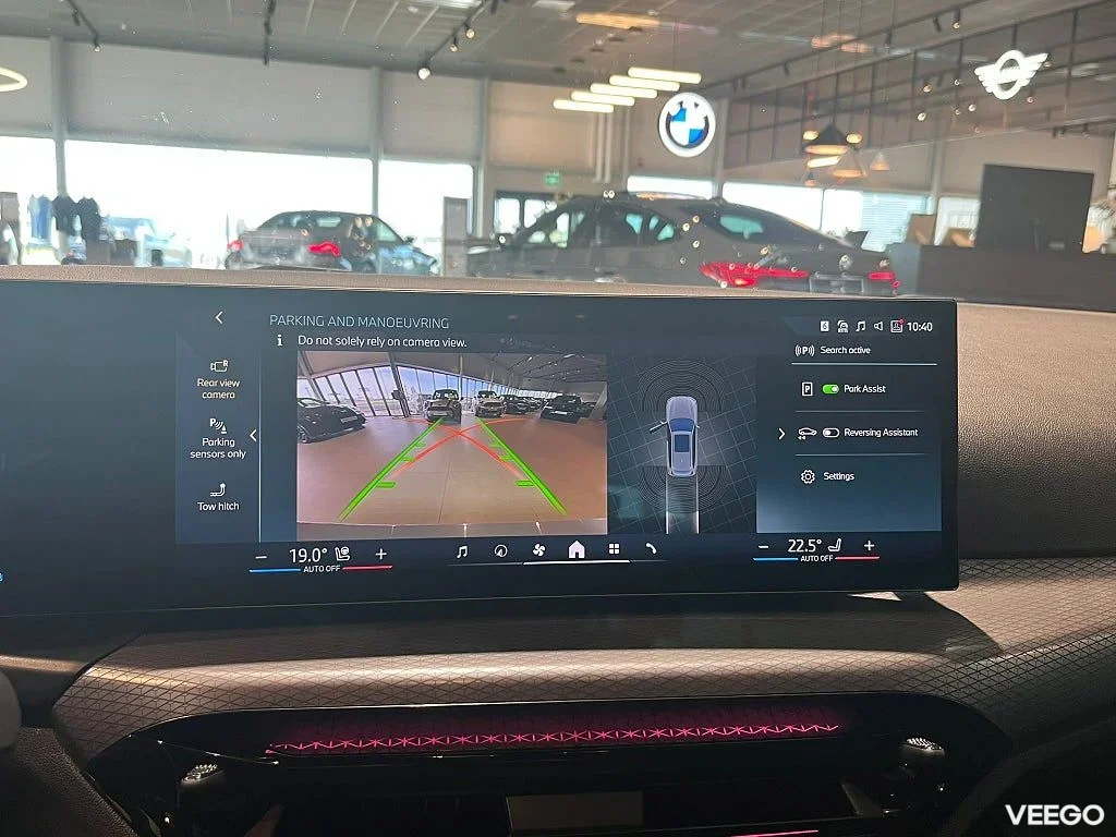 BMW 330 Touring M-Sport Farthållare Rattvärme Drag 215kW