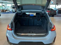 BMW 330 Touring M-Sport Farthållare Rattvärme Drag 215kW thumbnail