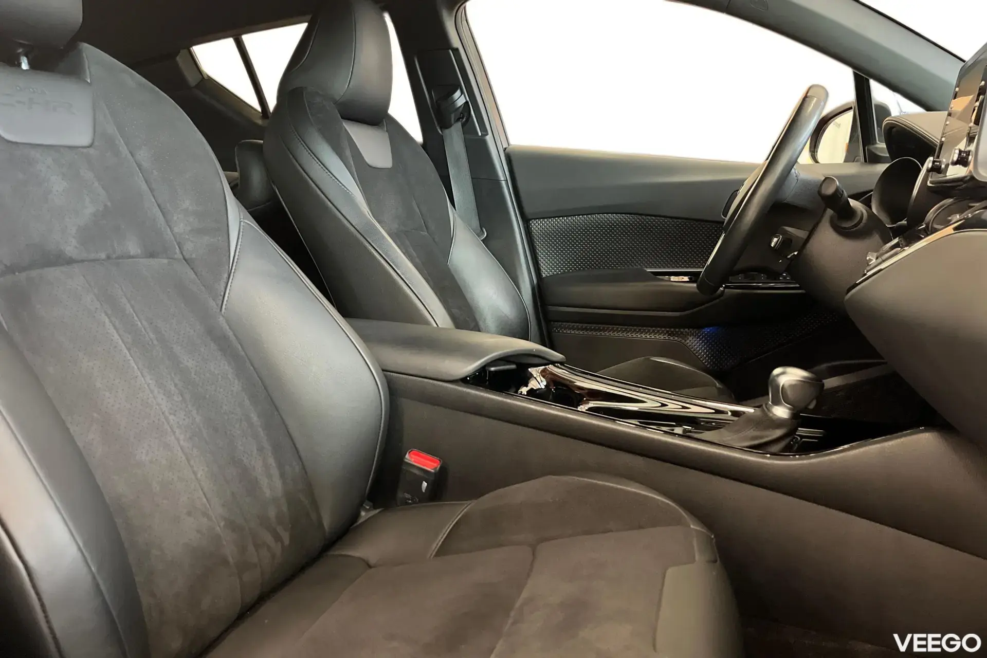 Toyota C-HR Style Plus Hybrid 1.8 72kW