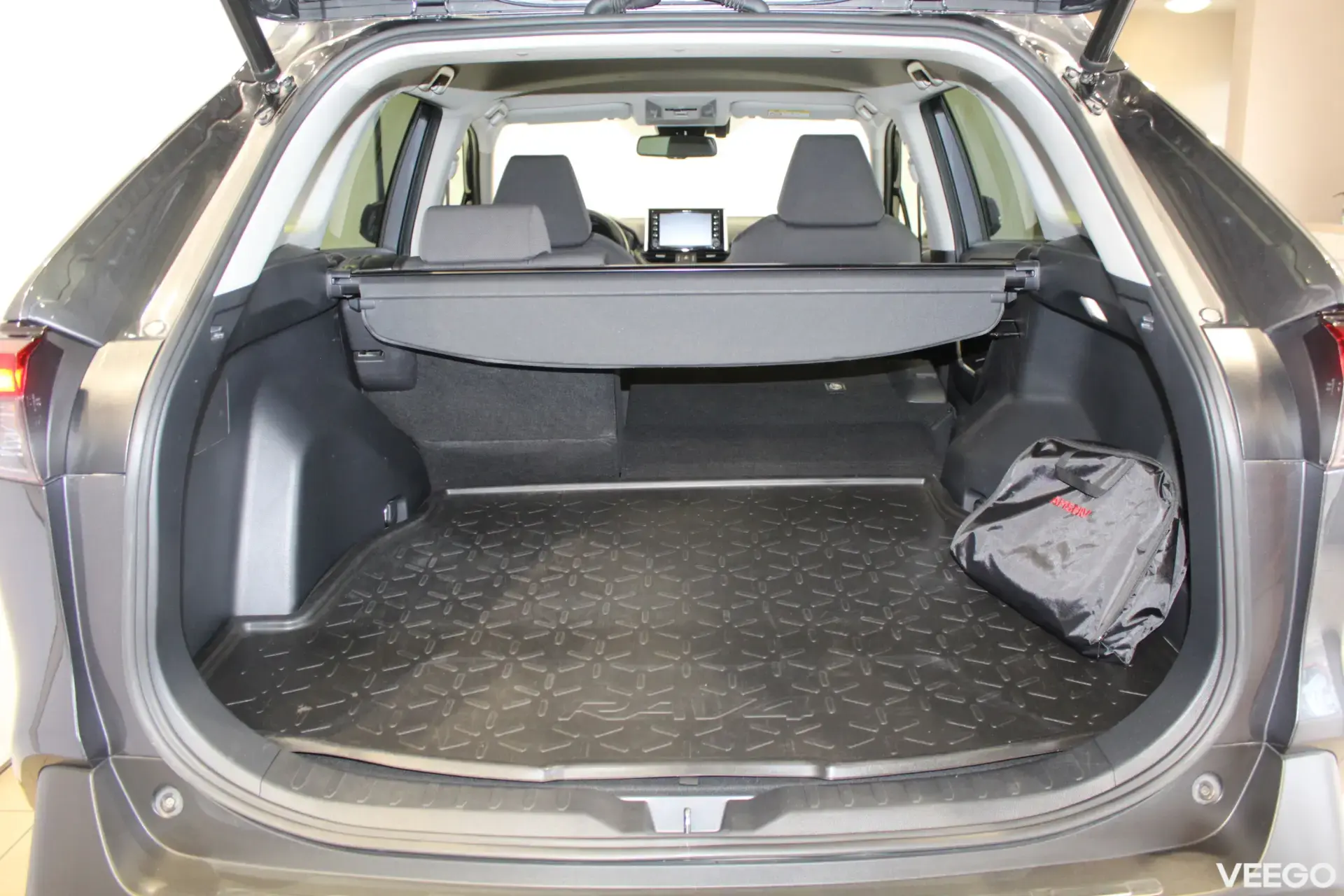 Toyota RAV4 Luxury Comfort Pack 2.5 131kW