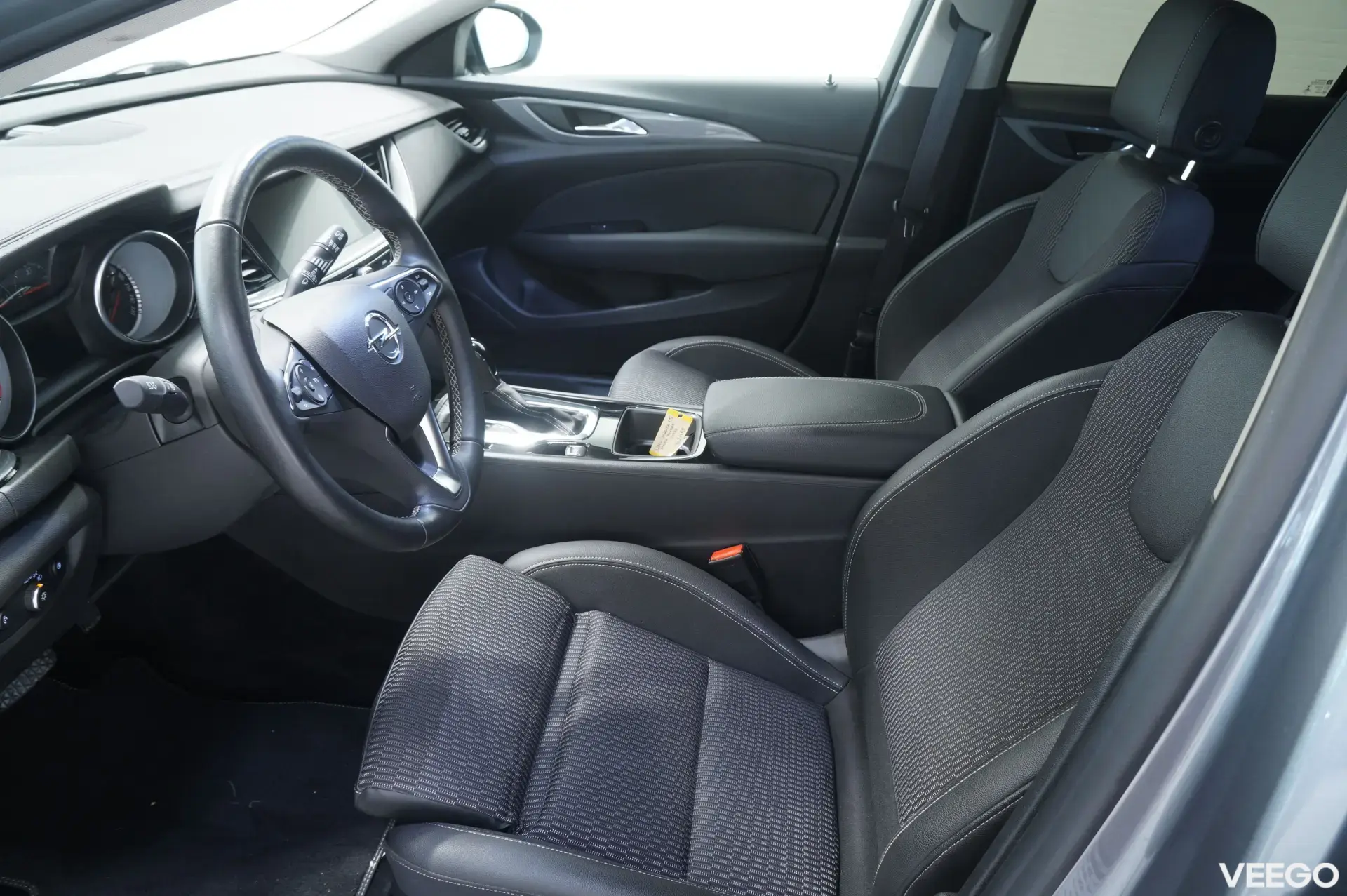 Opel INSIGNIA SPORTS TOURER Sports Tourer Business 1.5 121kW