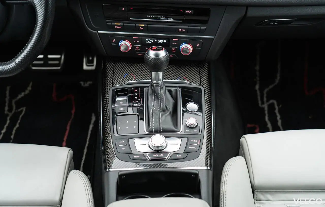 Audi RS 6 Avant Quattro 4.0 412kW