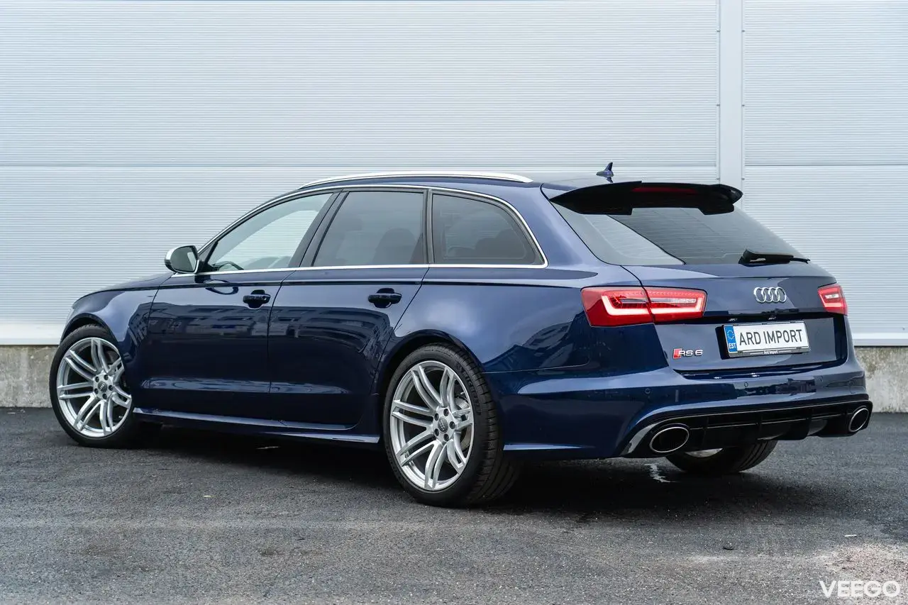 Audi RS 6 Avant Quattro 4.0 412kW