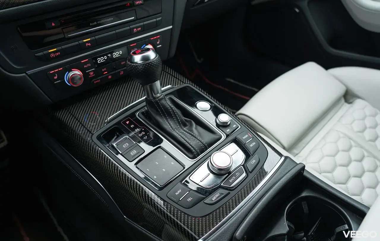 Audi RS 6 Avant Quattro 4.0 412kW