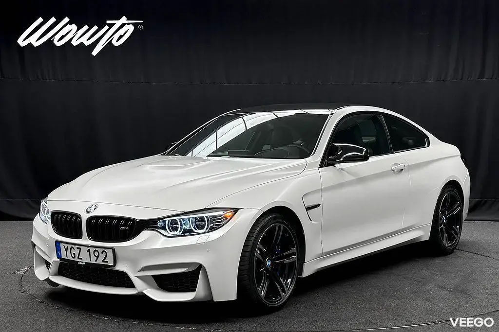 BMW M4 Coupé Manuell 431HK /HuD /Kolfiber /Supersprint 317kW