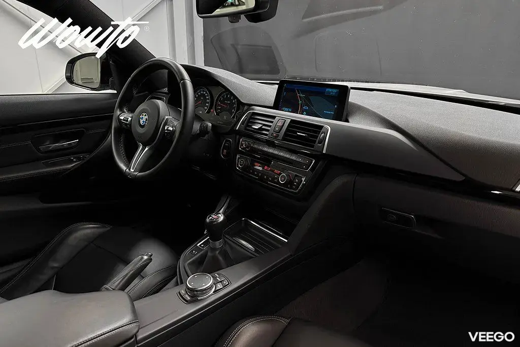 BMW M4 Coupé Manuell 431HK /HuD /Kolfiber /Supersprint 317kW