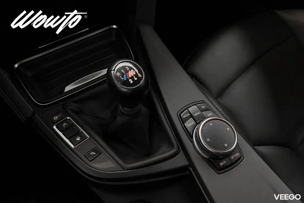 BMW M4 Coupé Manuell 431HK /HuD /Kolfiber /Supersprint 317kW