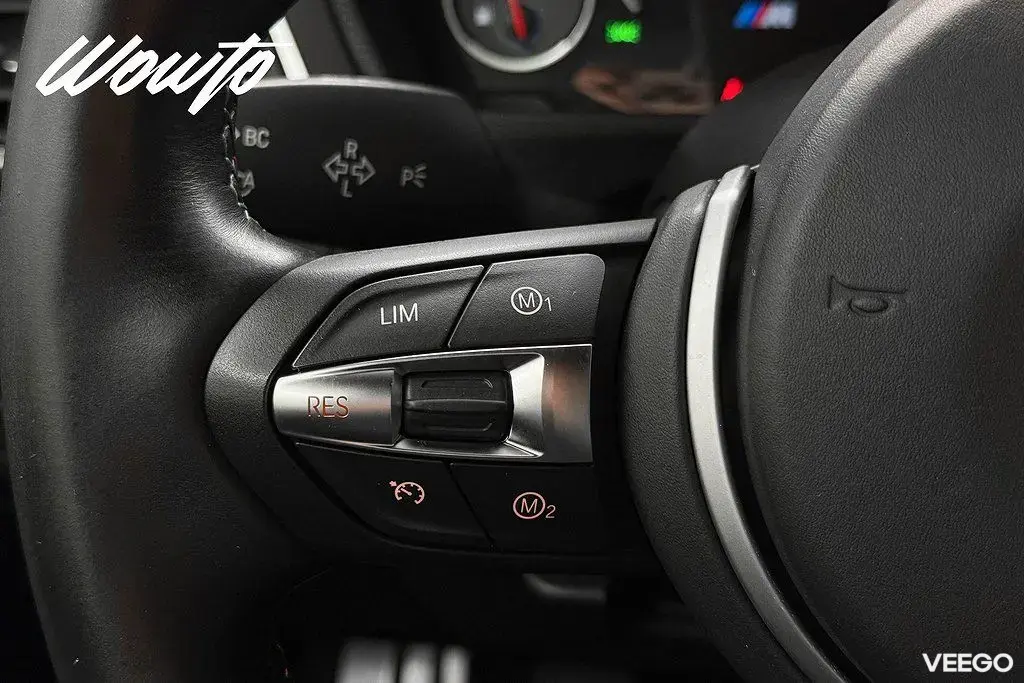 BMW M4 Coupé Manuell 431HK /HuD /Kolfiber /Supersprint 317kW