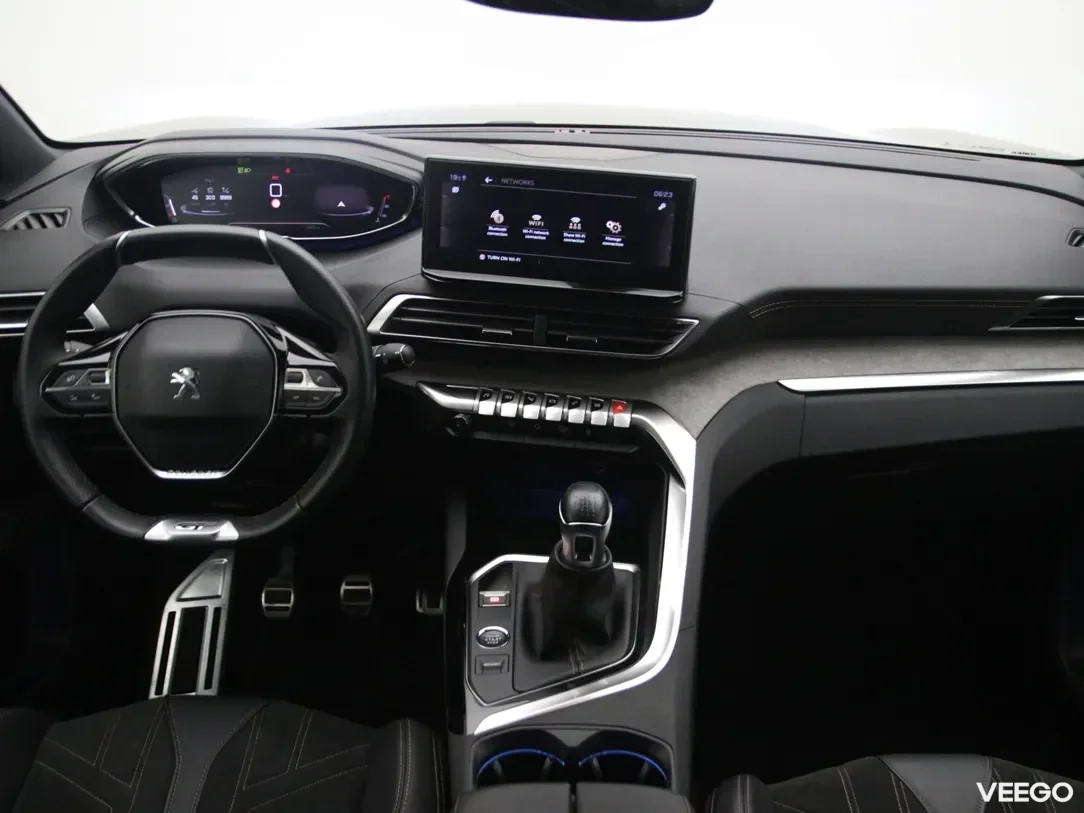 Peugeot 5008 1.2 96kW