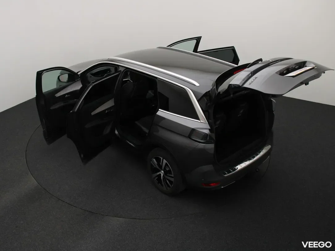 Peugeot 5008 1.2 96kW
