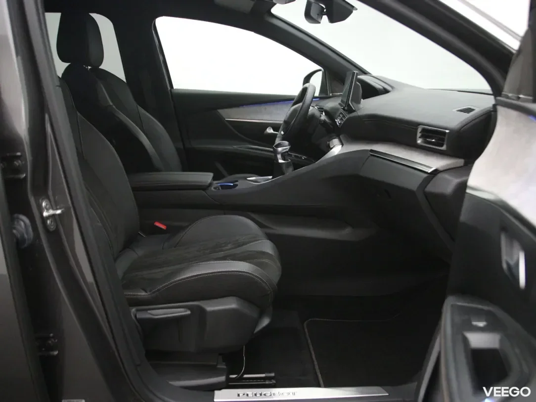 Peugeot 5008 1.2 96kW