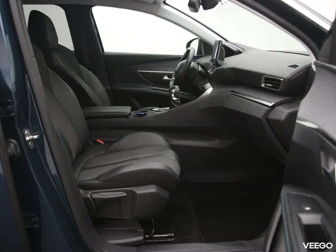 Peugeot 5008 1.2 96kW