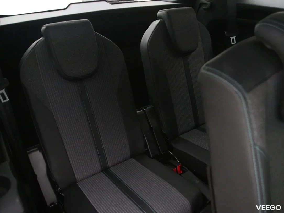 Peugeot 5008 1.2 96kW