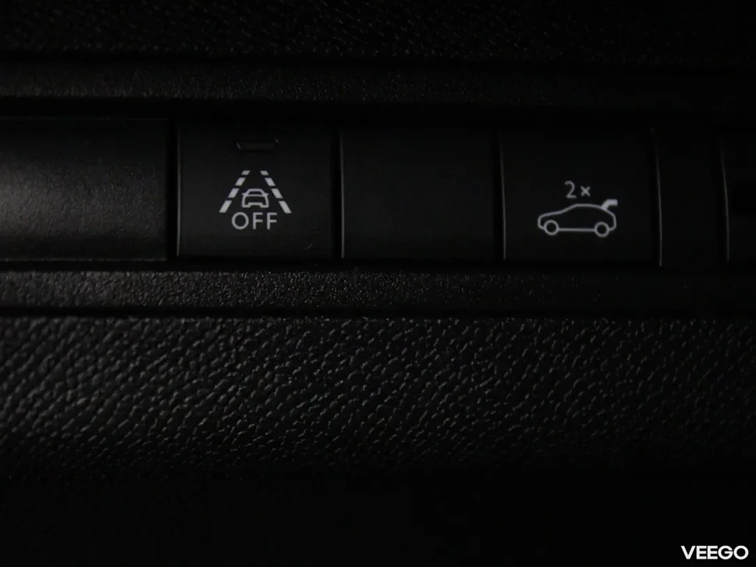 Peugeot 5008 1.2 96kW