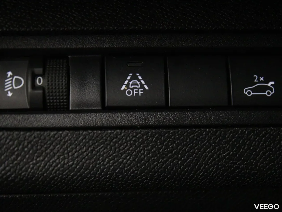 Peugeot 5008 1.2 96kW