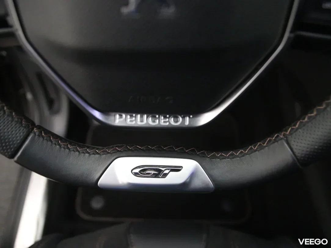 Peugeot 5008 1.2 96kW