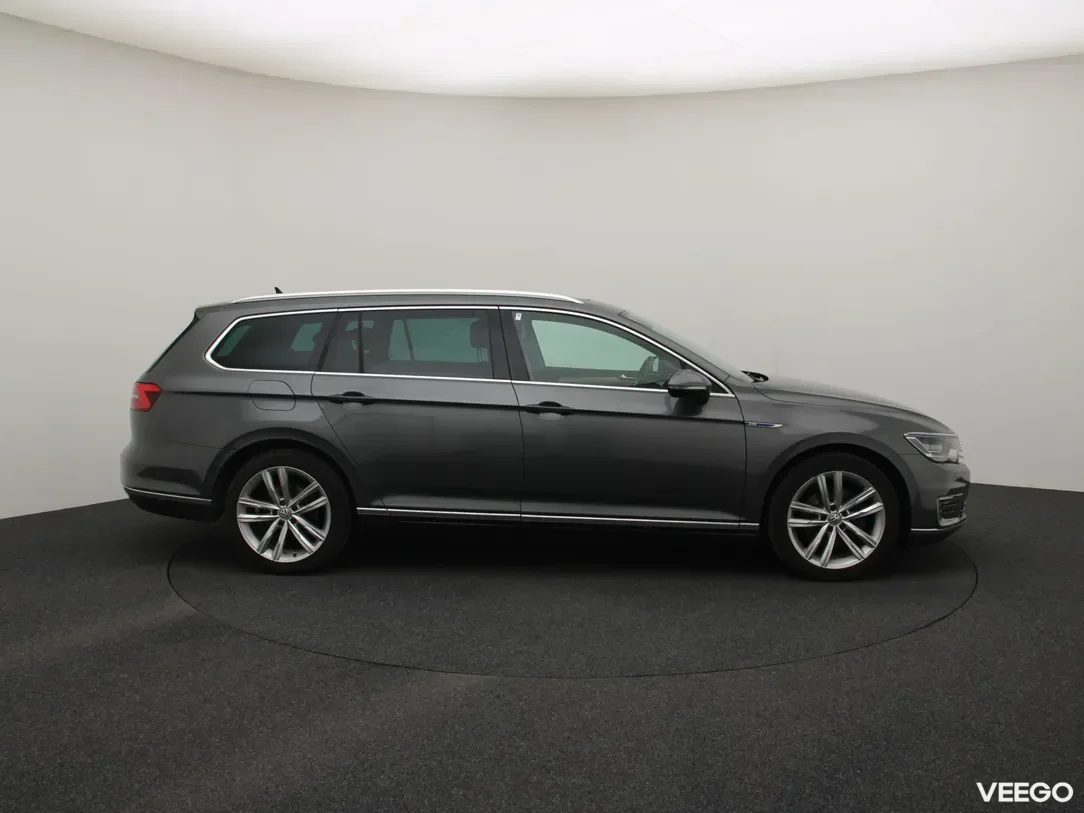 Volkswagen Passat 1.4 160kW
