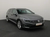 Volkswagen Passat 1.4 160kW thumbnail