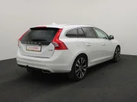 Volvo V60 2.4 208kW thumbnail