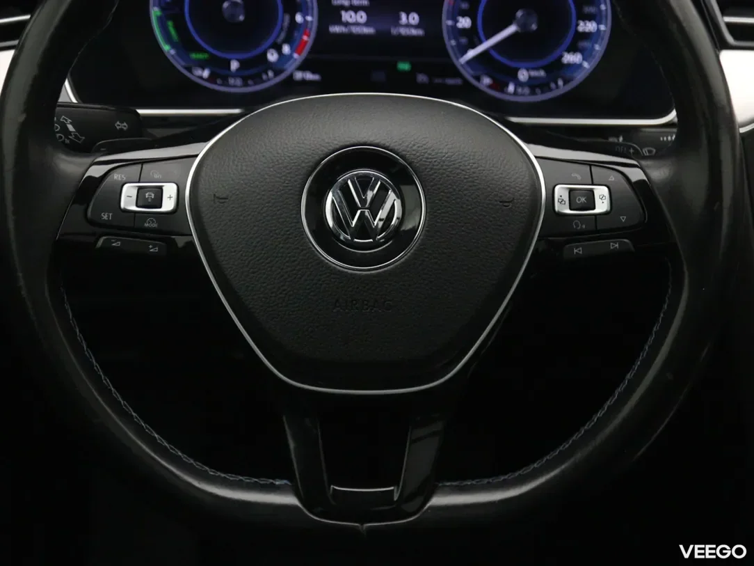 Volkswagen Passat 1.4 160kW
