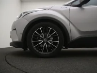 Toyota C-HR 1.8 90kW thumbnail