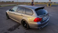 BMW 320 2.0 130kW thumbnail