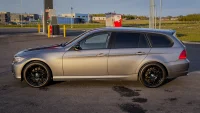 BMW 320 2.0 130kW thumbnail