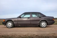 Mercedes-Benz 190 W201 2.0 90kW thumbnail