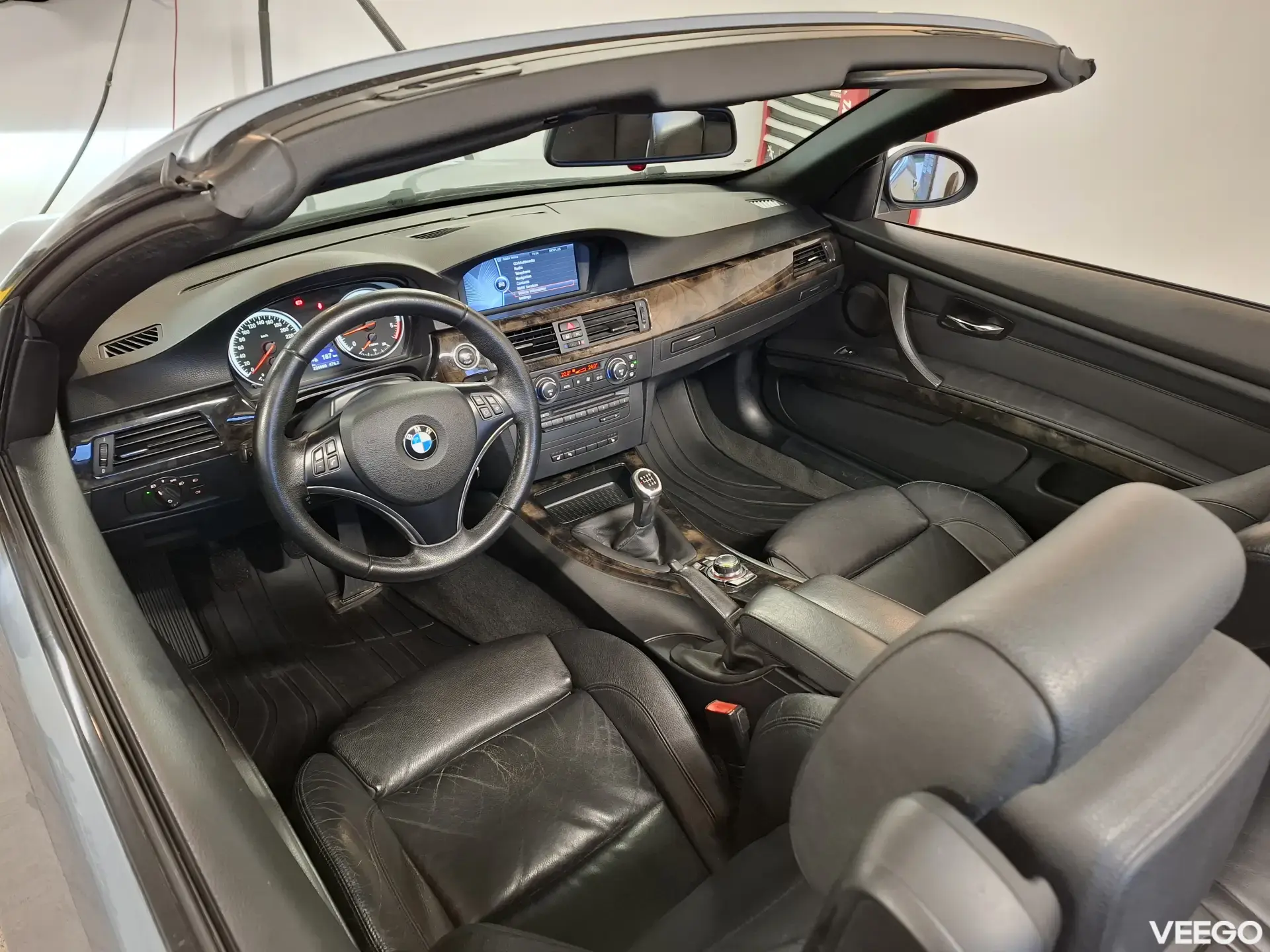 BMW 325 3.0 145kW