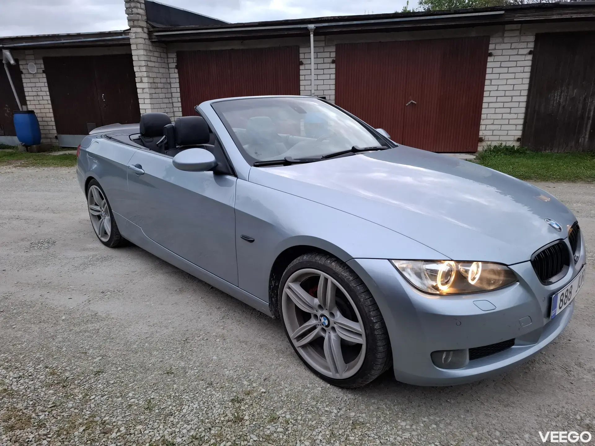 BMW 325 3.0 145kW