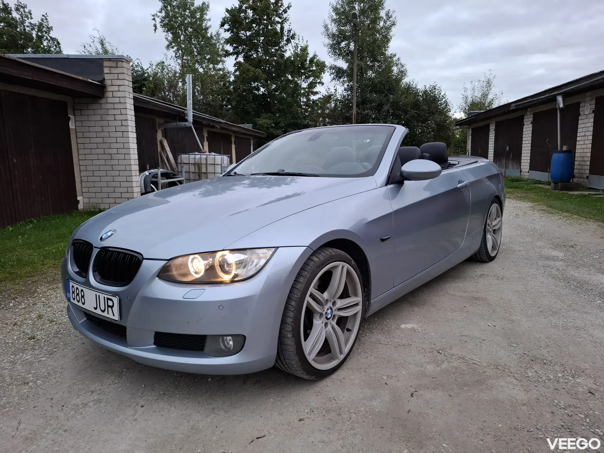 BMW 325 3.0 145kW