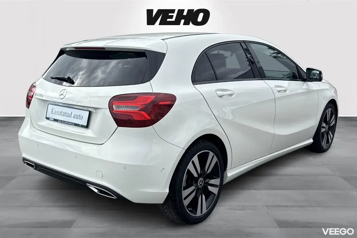 Mercedes-Benz A180 1.5 80kW