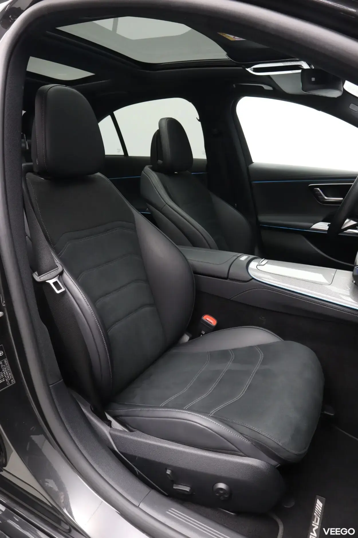 Mercedes-Benz E220 d 4Matic AMG 2 145kW