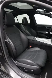 Mercedes-Benz E220 d 4Matic AMG 2 145kW thumbnail