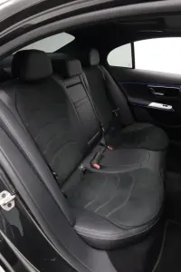 Mercedes-Benz E220 d 4Matic AMG 2 145kW thumbnail