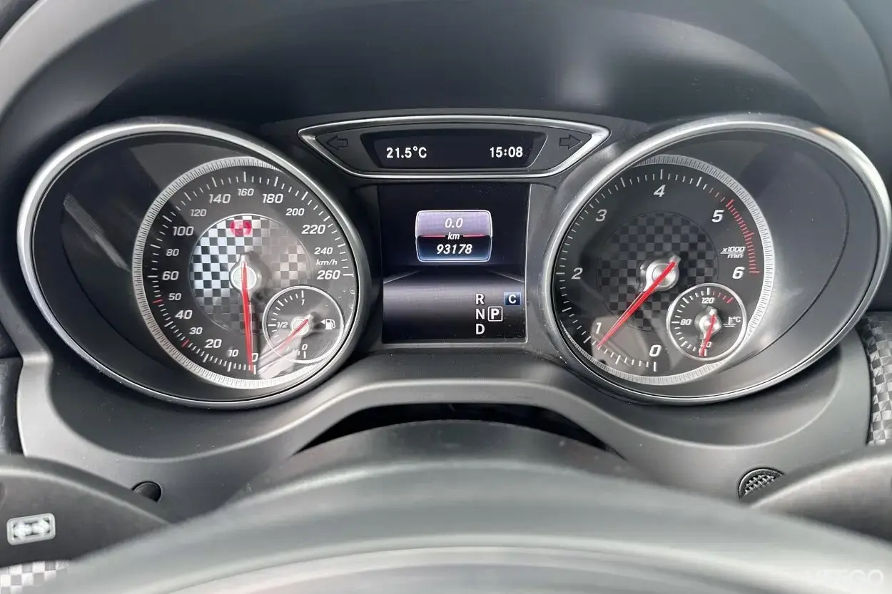 Mercedes-Benz A180 1.5 80kW