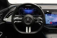 Mercedes-Benz E220 d 4Matic AMG 2 145kW thumbnail