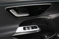 Mercedes-Benz E220 d 4Matic AMG 2 145kW thumbnail