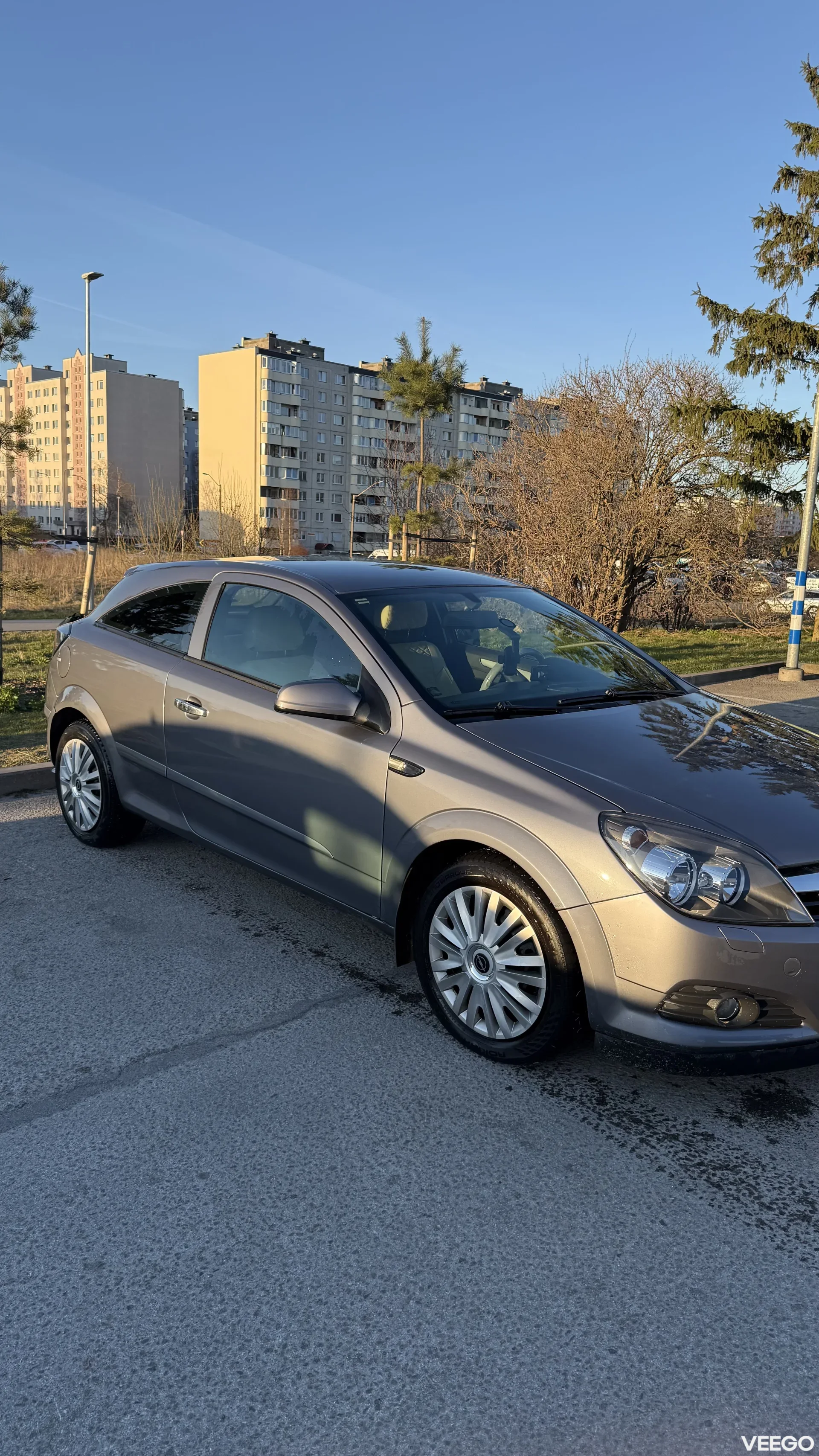 Opel Astra Coupe Opel Astra GTC Coupe 1.9 88kW