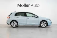 Volkswagen Golf 85kW thumbnail