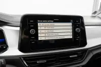 Volkswagen T-Roc 110kW thumbnail