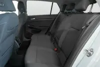 Volkswagen Golf 85kW thumbnail